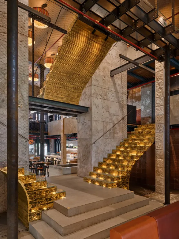 Moderní restaurace s profesionálním osvětlením